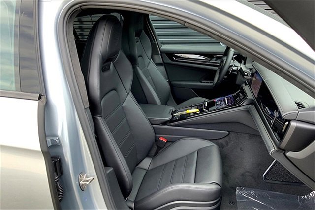 New 2026 Porsche Panamera GTS image 24