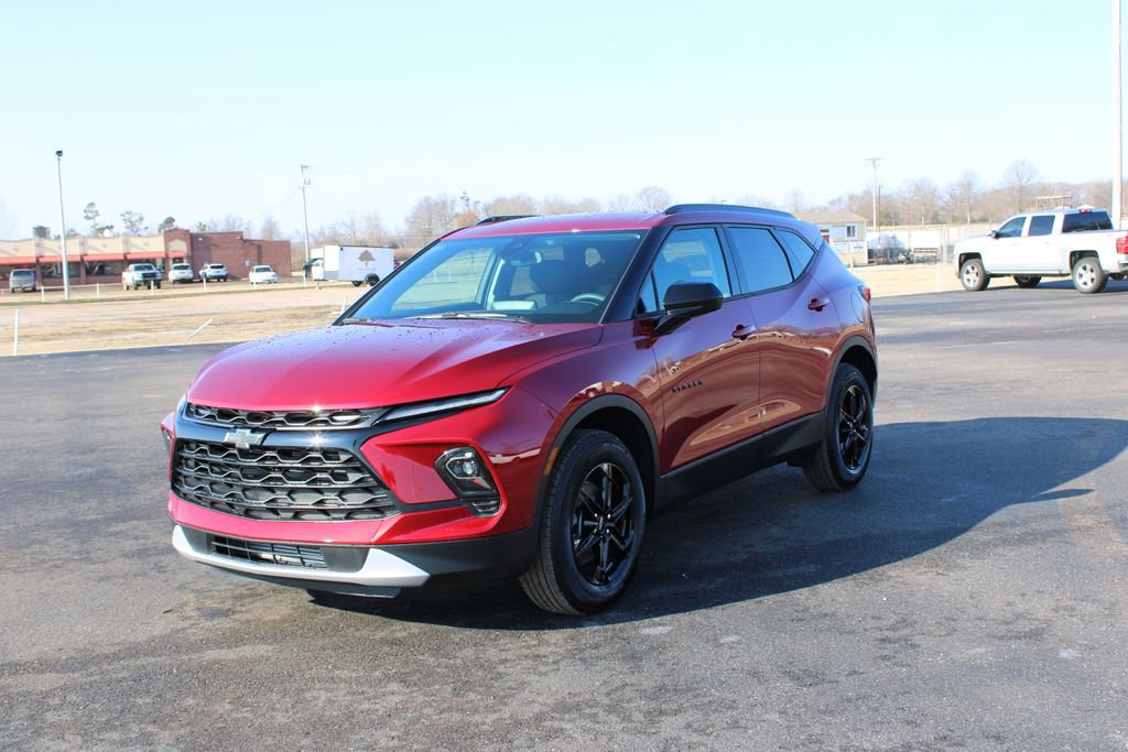 New 2026 Chevrolet Blazer LT image 4