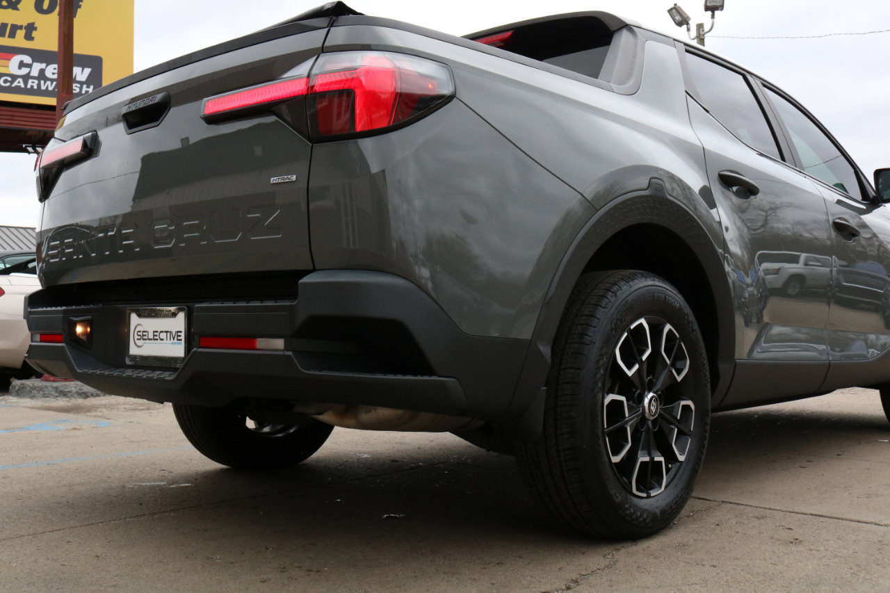 Used 2022 Hyundai Santa Cruz SEL image 9