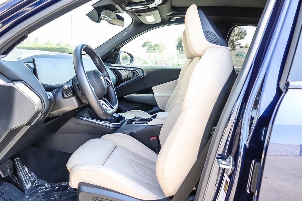 Used 2025 BMW X3 xDrive30i w/ Premium Package image 18