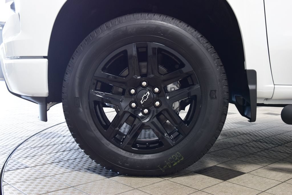 New 2026 Chevrolet Silverado 1500 Custom w/ Rally Edition AWD/4WD image 31