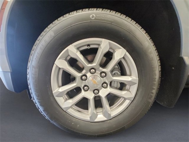 New 2025 Chevrolet Suburban LT w/ Advanced Technology Package image 14