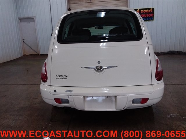 Used 2008 Chrysler PT Cruiser FWD image 8