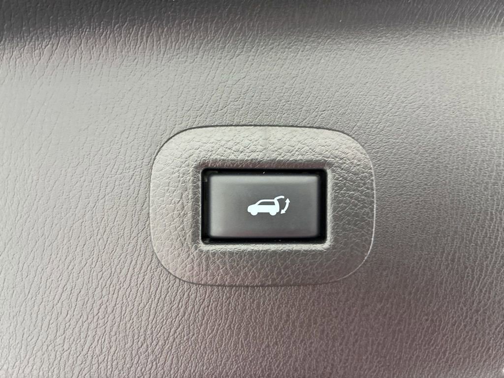 Used 2024 INFINITI QX80 Luxe image 7