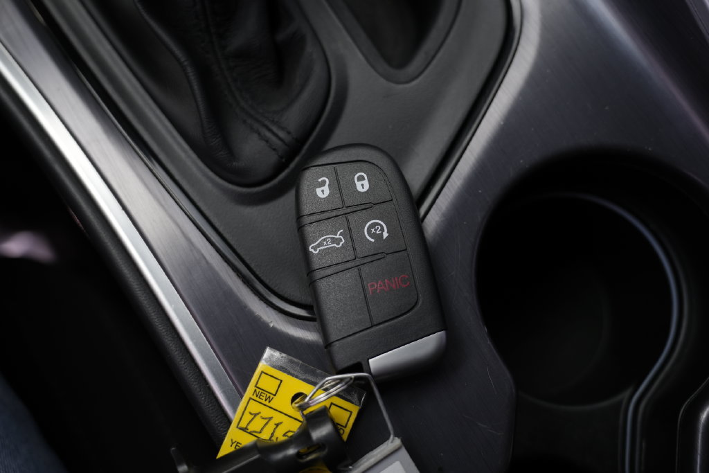 Used 2018 Dodge Challenger SXT RWD image 46