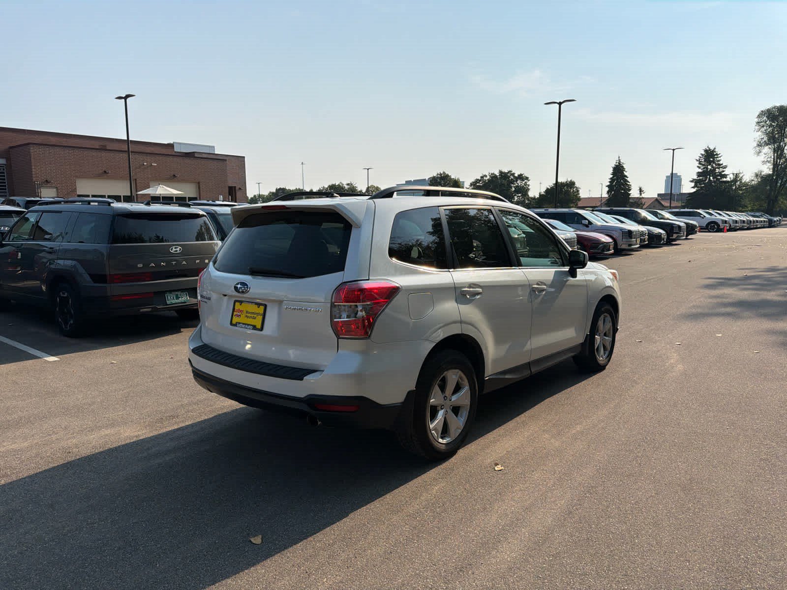 Used 2015 Subaru Forester 2.5i Limited AWD/4WD image 2