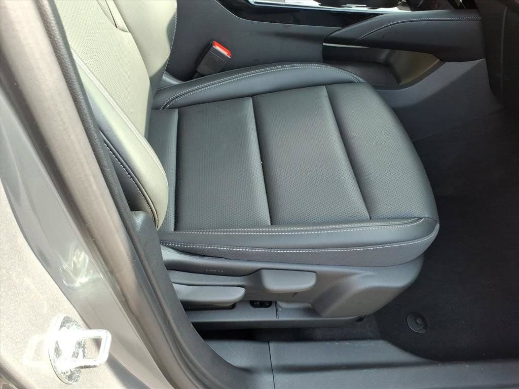 Used 2024 Buick Envision Preferred AWD/4WD image 15