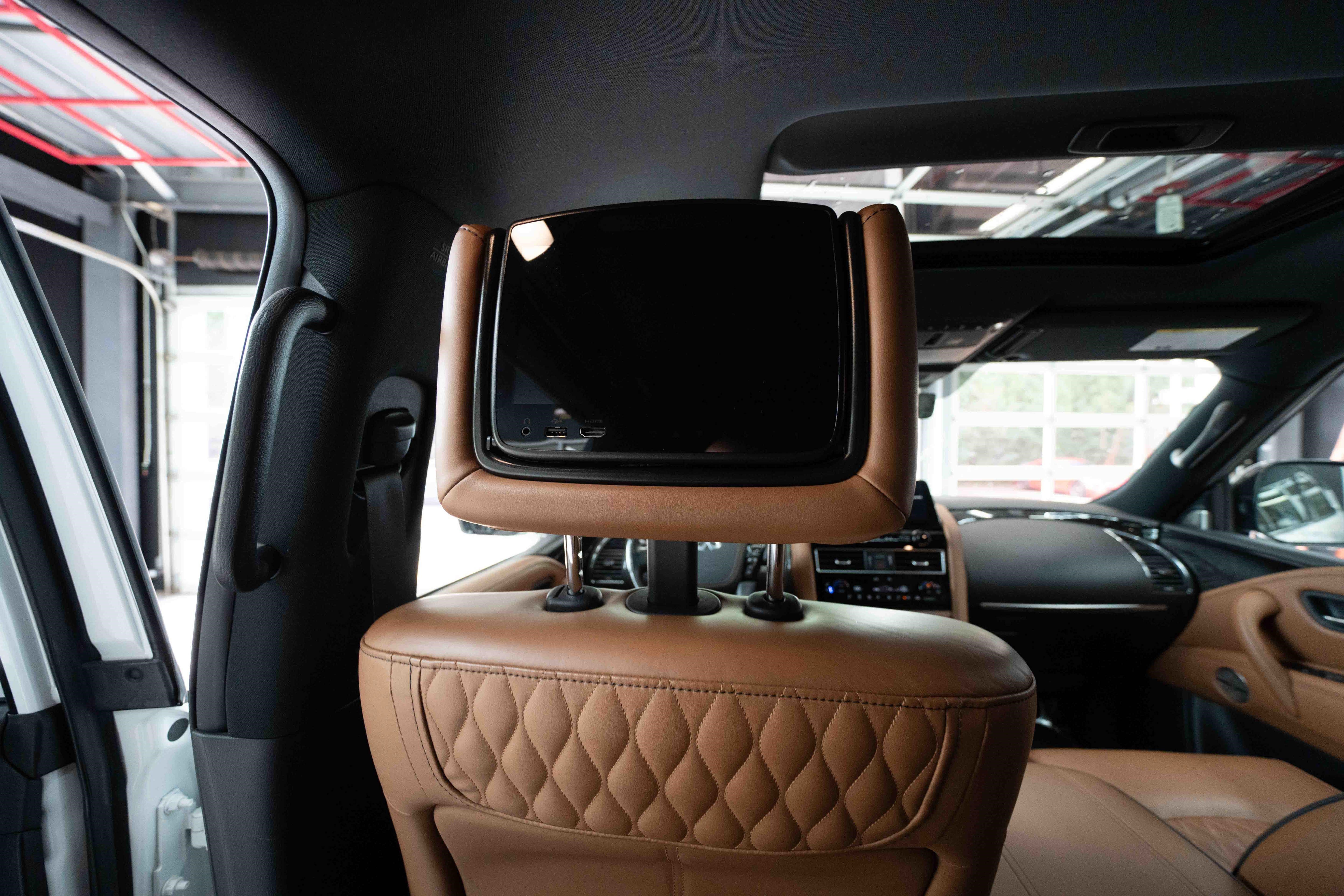 Used 2022 INFINITI QX80 Sensory w/ All-Season Package AWD/4WD image 23