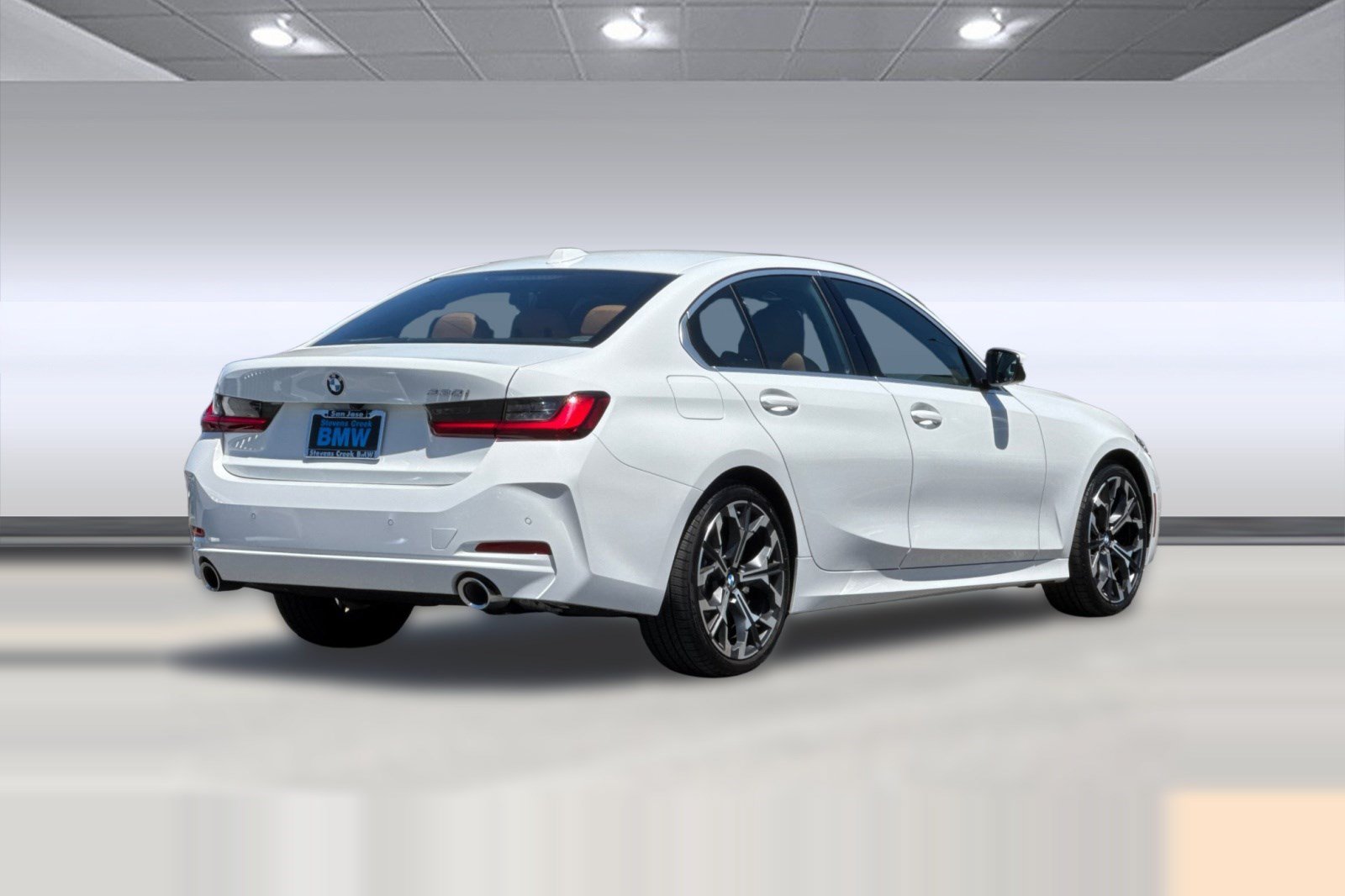 Used 2026 BMW 330i Sedan w/ Premium Package RWD image 9