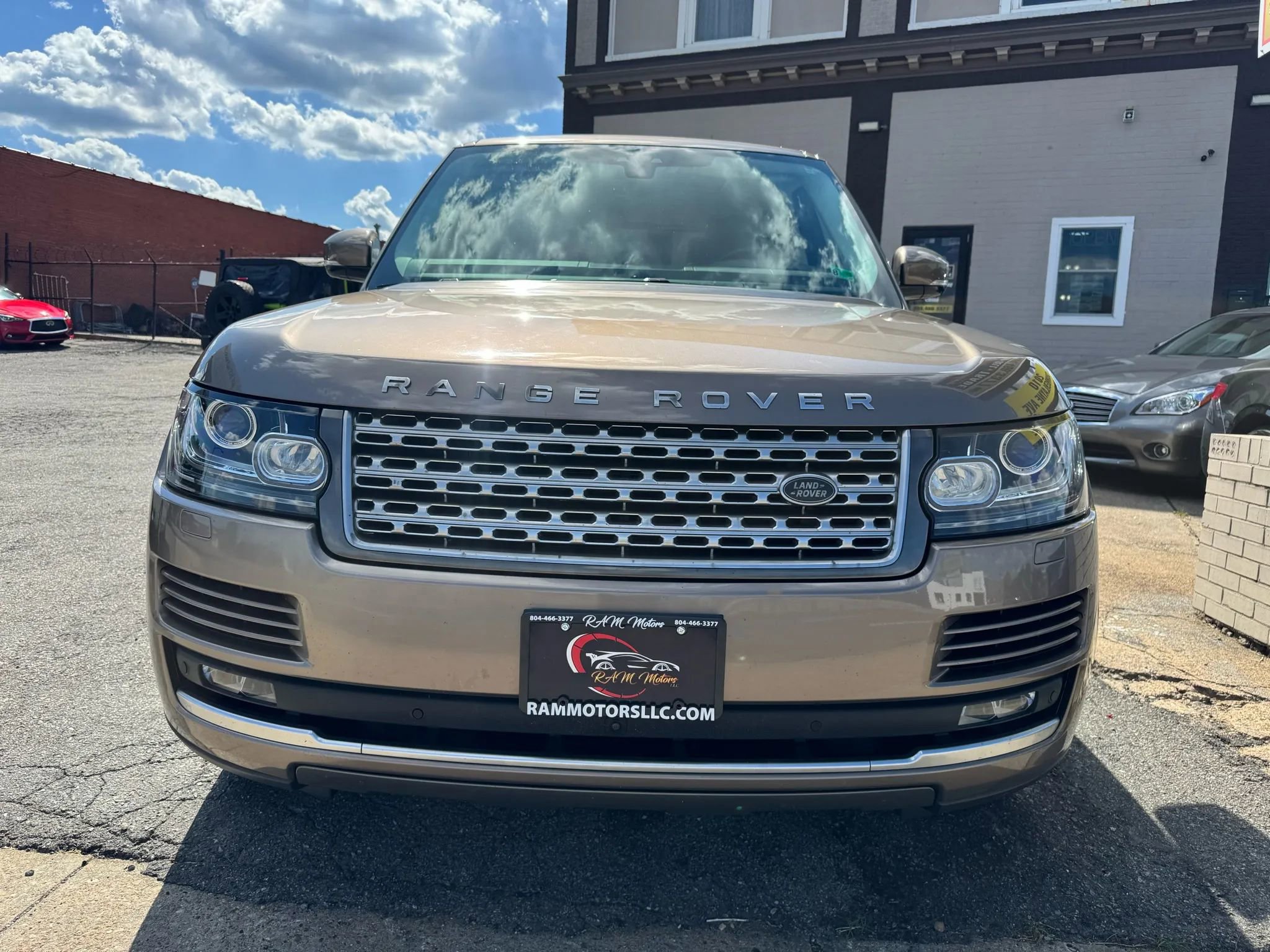 Used 2017 Land Rover Range Rover Supercharged image 9