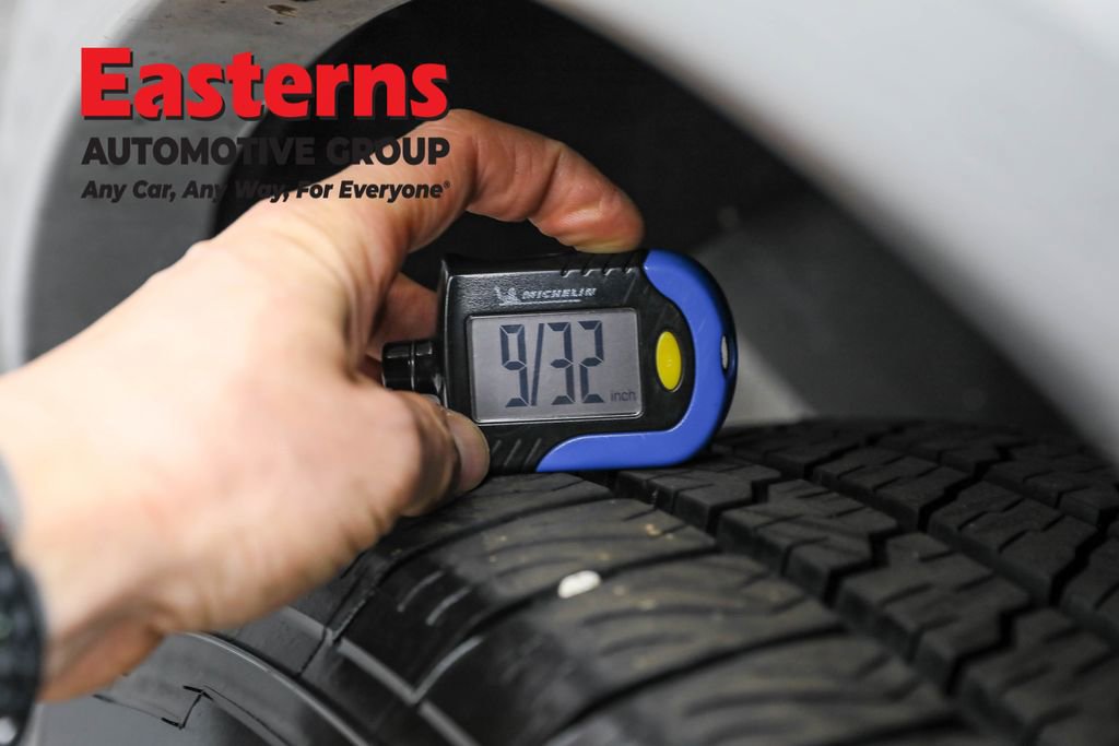 Used 2024 Nissan Armada SL w/ Captain's Chairs Package image 36