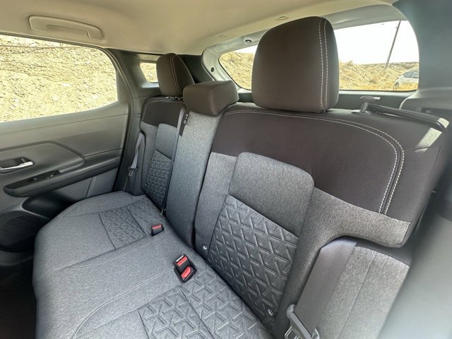 New 2026 Nissan Kicks SV image 22