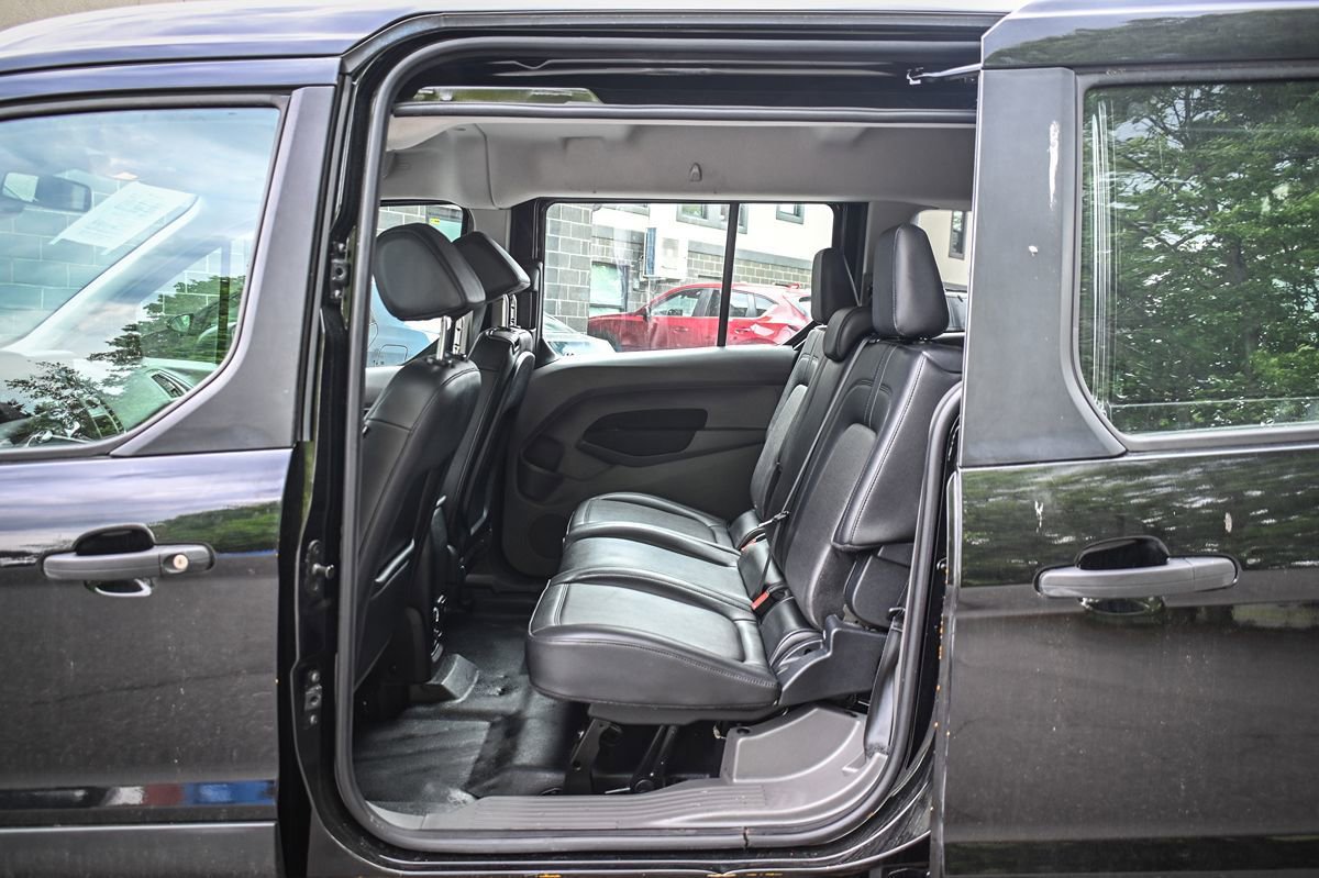 Used 2023 Ford Transit Connect XL FWD image 10