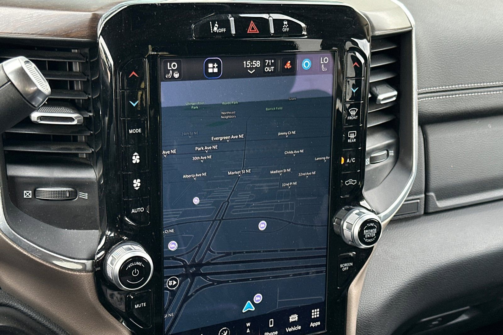 Used 2022 RAM 2500 Laramie image 18