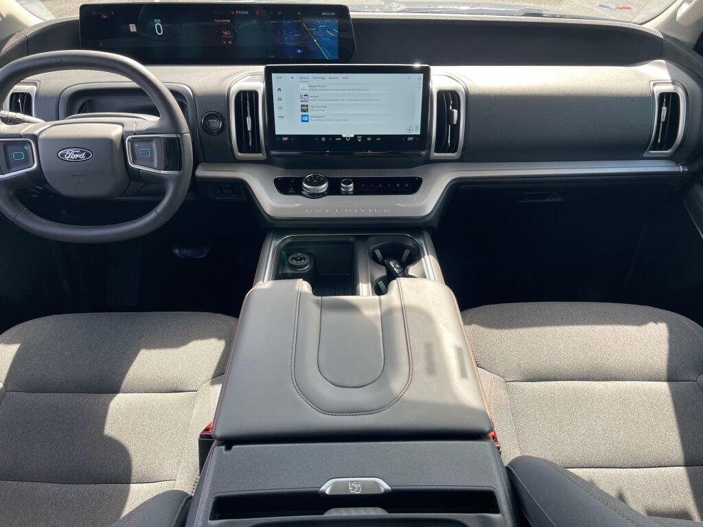 Certified 2025 Ford Expedition Max Active image 35