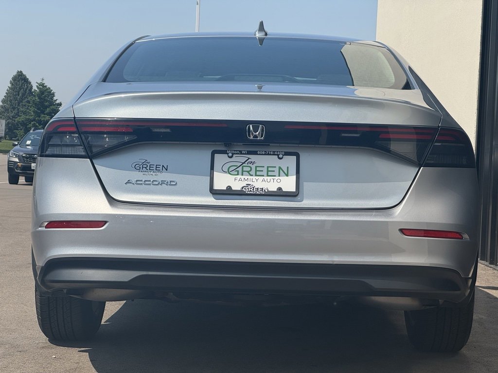 Used 2024 Honda Accord EX image 8