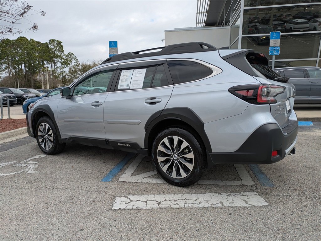 Used 2025 Subaru Outback Limited w/ Popular Package #2 image 4