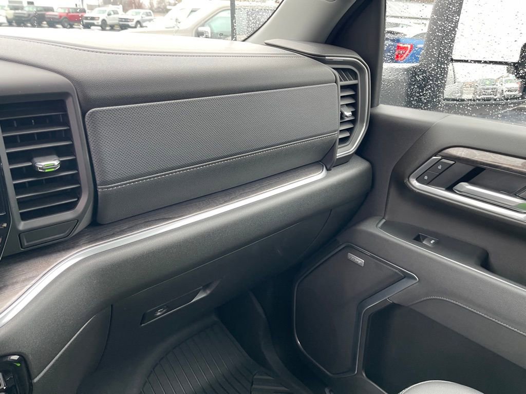 Used 2026 Chevrolet Silverado 2500 LTZ w/ LTZ Premium Package image 25
