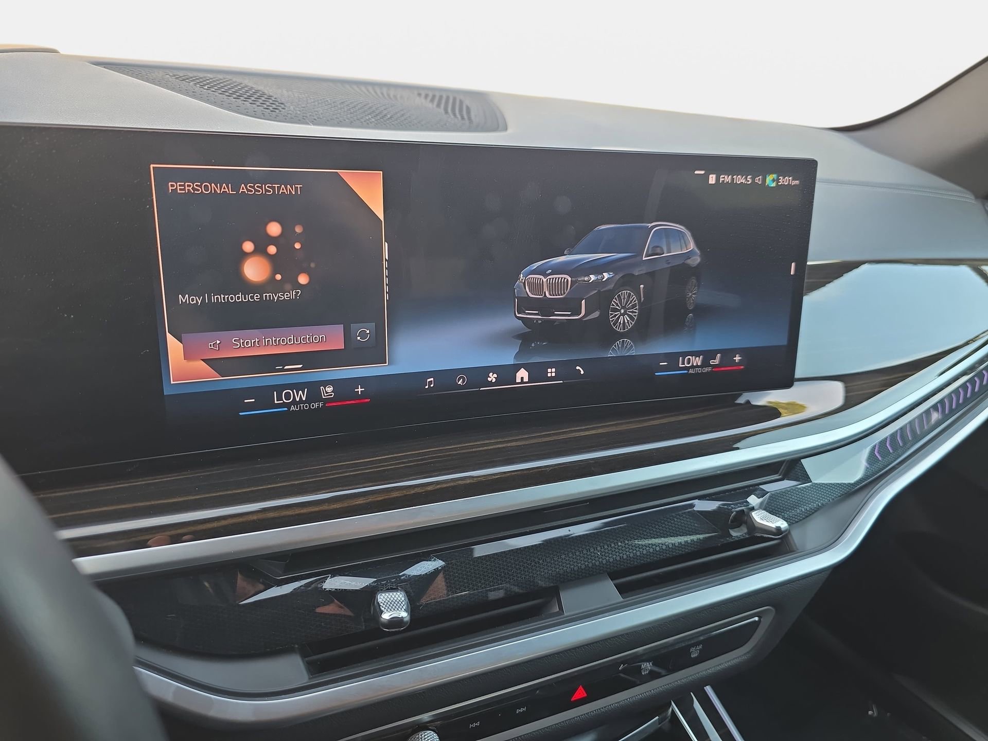 Used 2025 BMW X5 xDrive50e image 21