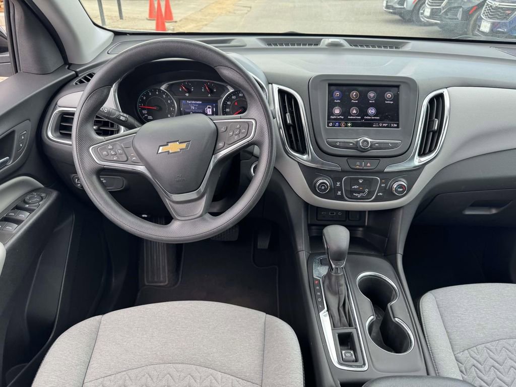 Used 2023 Chevrolet Equinox LS w/ LS Convenience Package AWD/4WD image 16