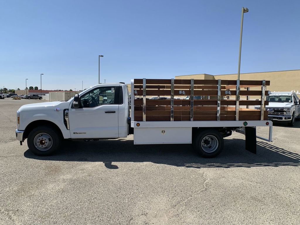 New 2025 Ford F350 XL w/ XL Chrome Package RWD image 4