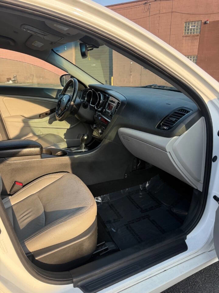 Used 2013 Kia Optima EX image 13
