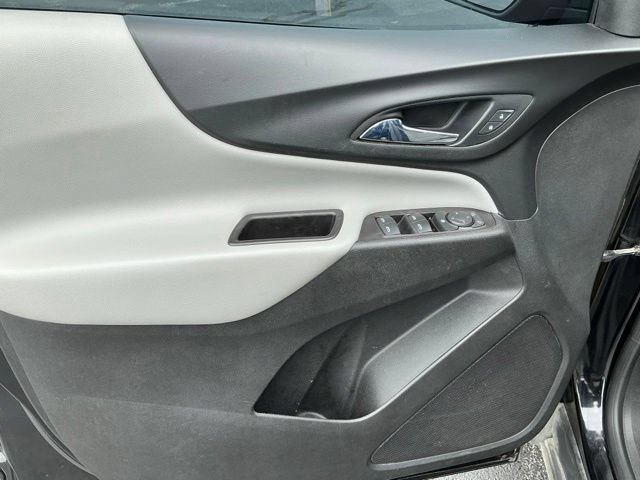 Used 2021 Chevrolet Equinox LS FWD image 13