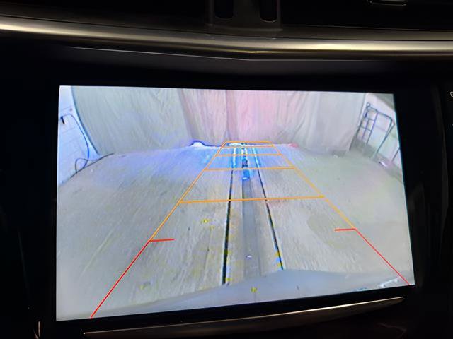 Used 2013 Cadillac XTS Luxury w/ Driver Awareness Package image 20