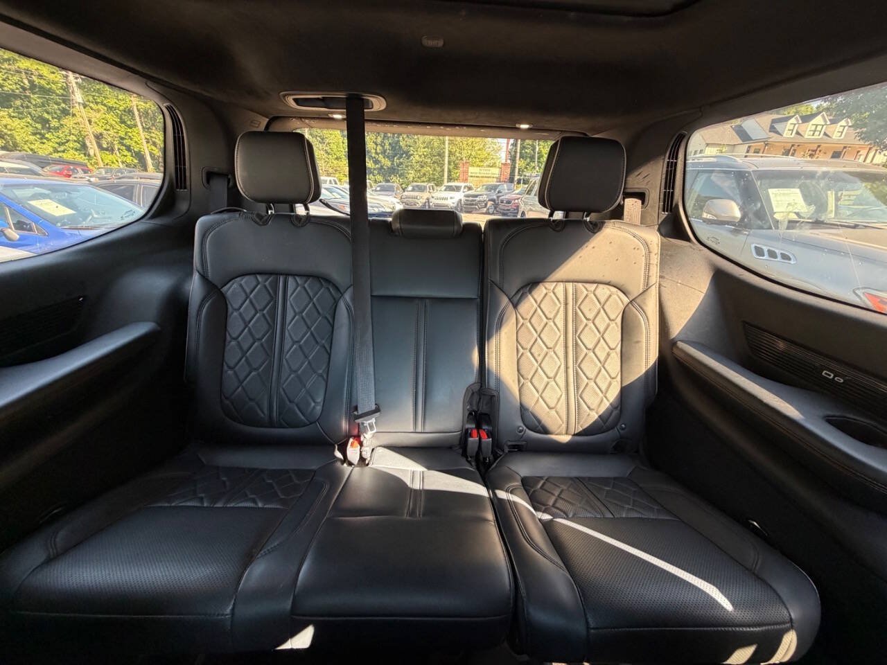 Used 2022 Jeep Grand Wagoneer Series III w/ Rear Seat Video Group 1 AWD/4WD image 16