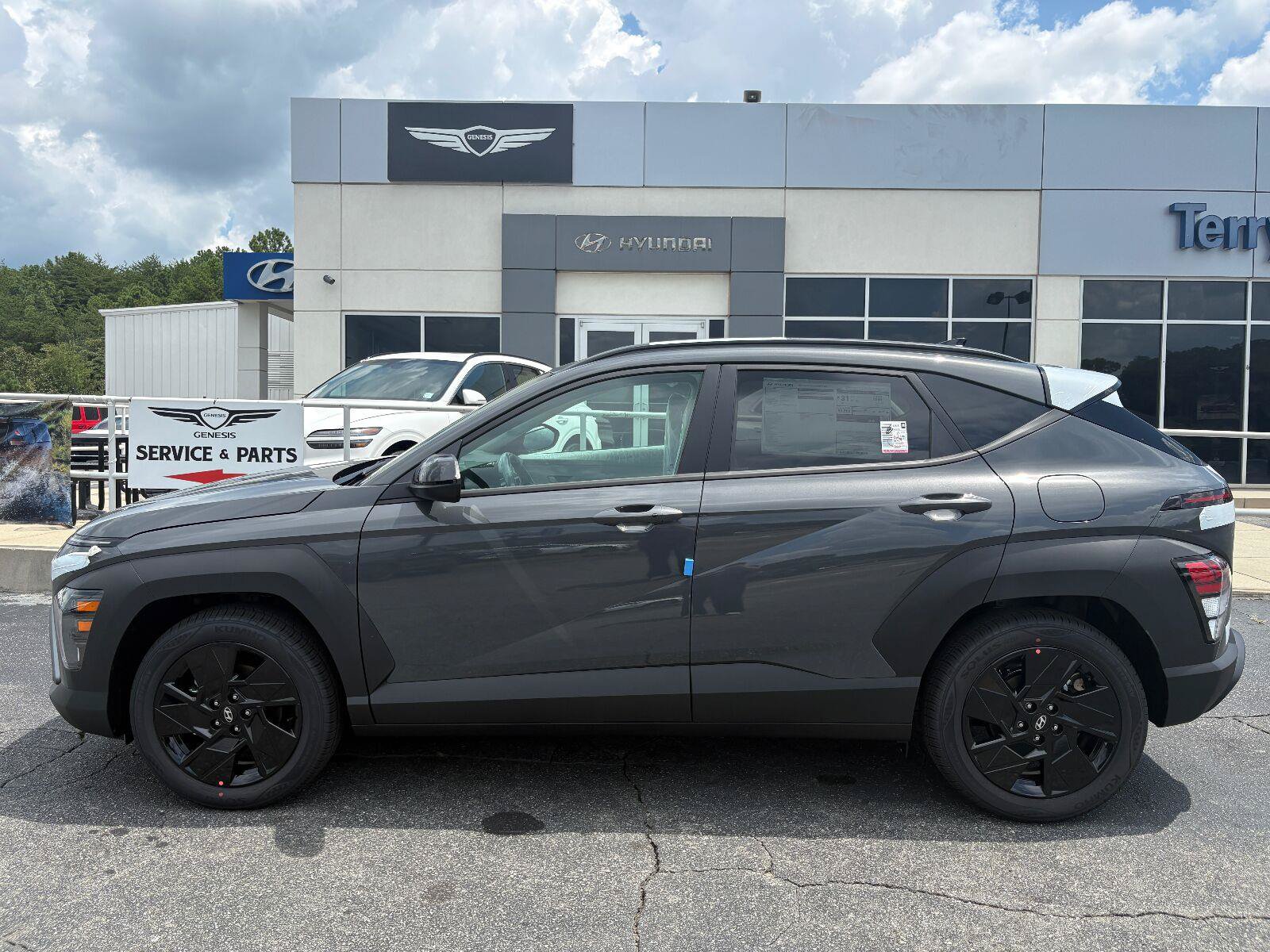 New 2027 Hyundai Kona SEL Sport FWD image 4