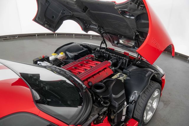 Used 2002 Dodge Viper GTS RWD image 28