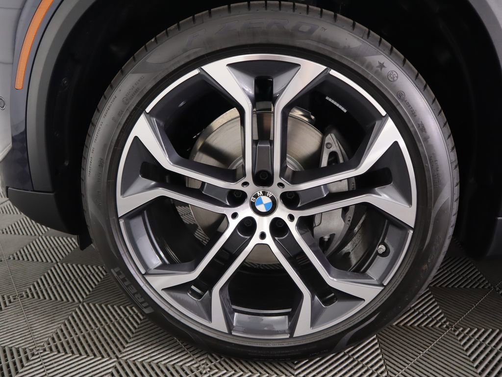 Certified 2026 BMW X5 sDrive40i w/ Premium Package RWD image 32