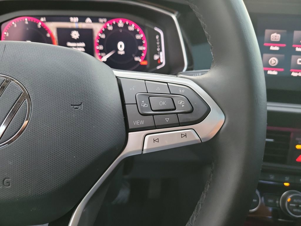 Used 2022 Volkswagen Jetta SEL image 21