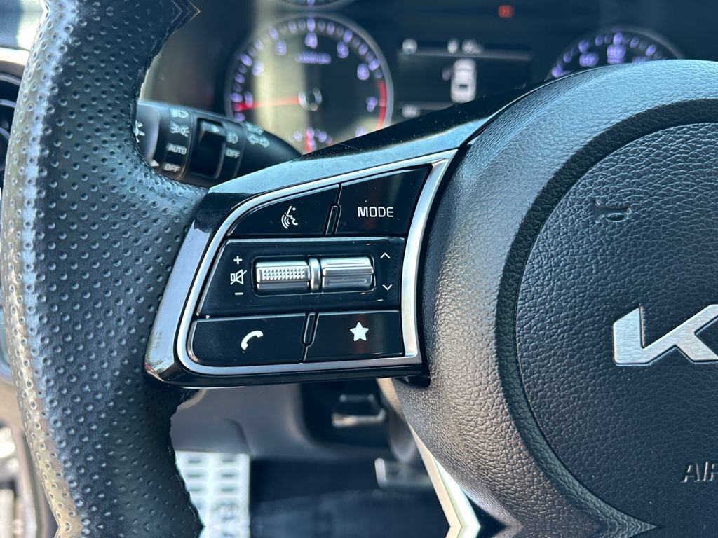 Certified 2023 Kia Forte GT-Line w/ GT-Line Technology Package FWD image 22