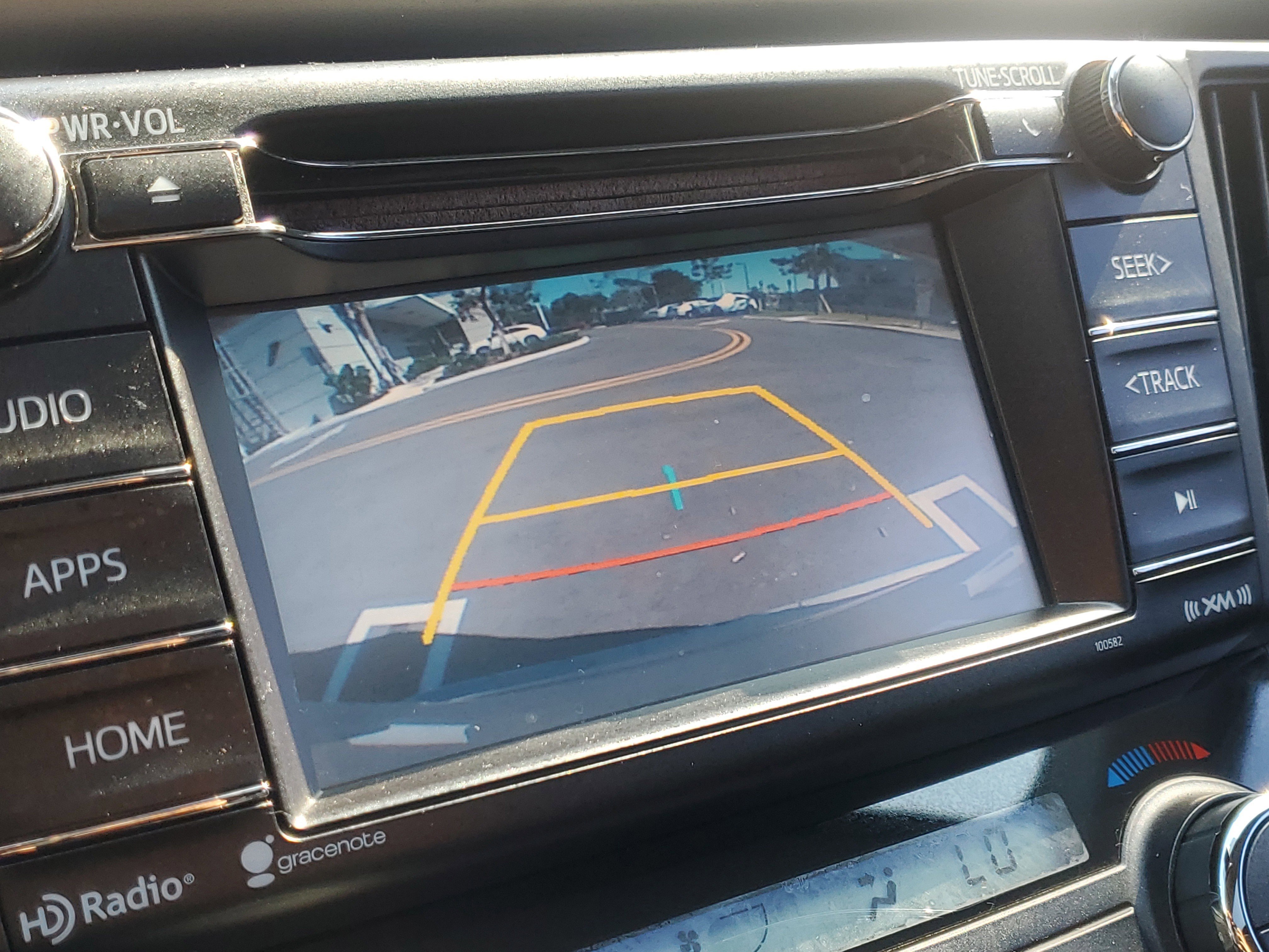 Used 2018 Toyota RAV4 XLE image 28