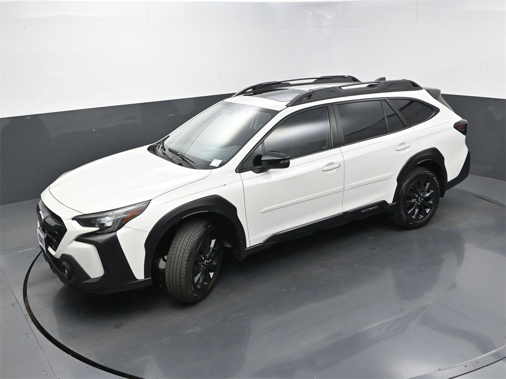 Used 2024 Subaru Outback Onyx Edition image 31