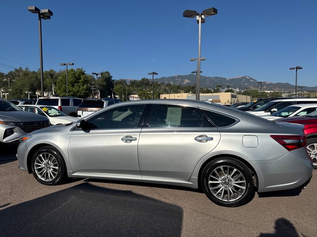 Used 2018 Toyota Avalon Limited w/ All Weather Liner Package image 14