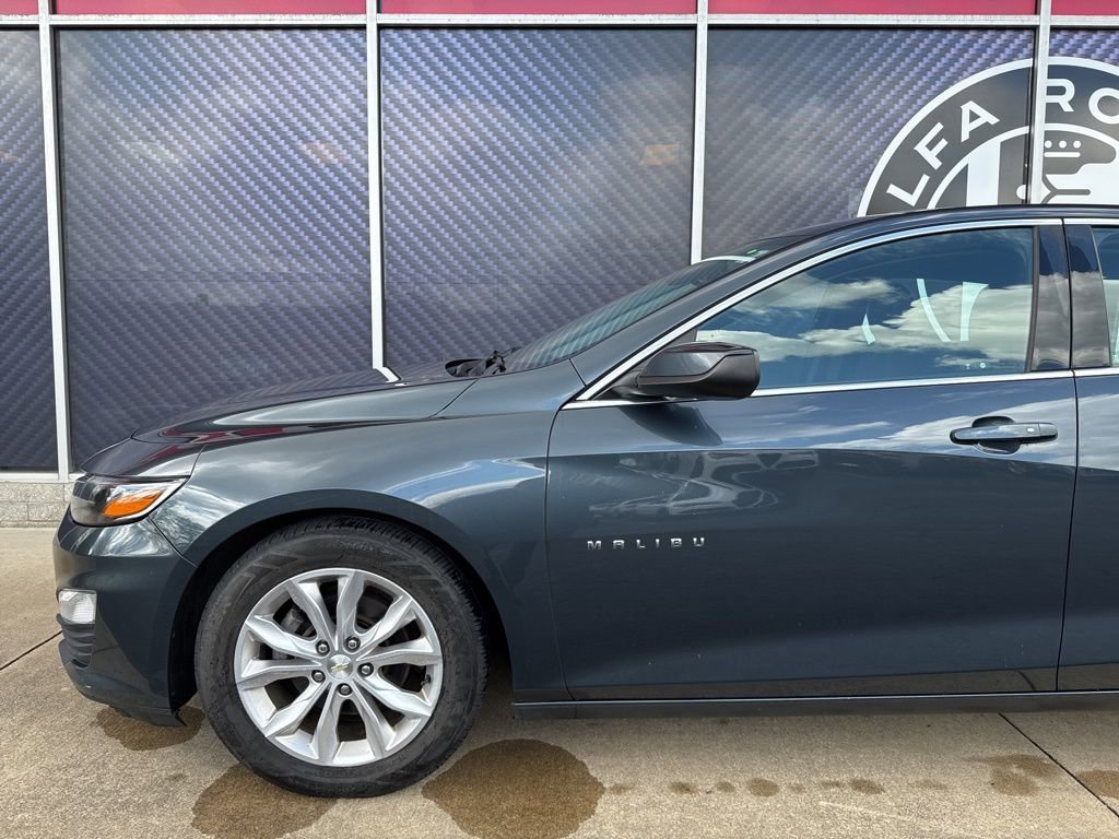Used 2019 Chevrolet Malibu LT FWD image 16