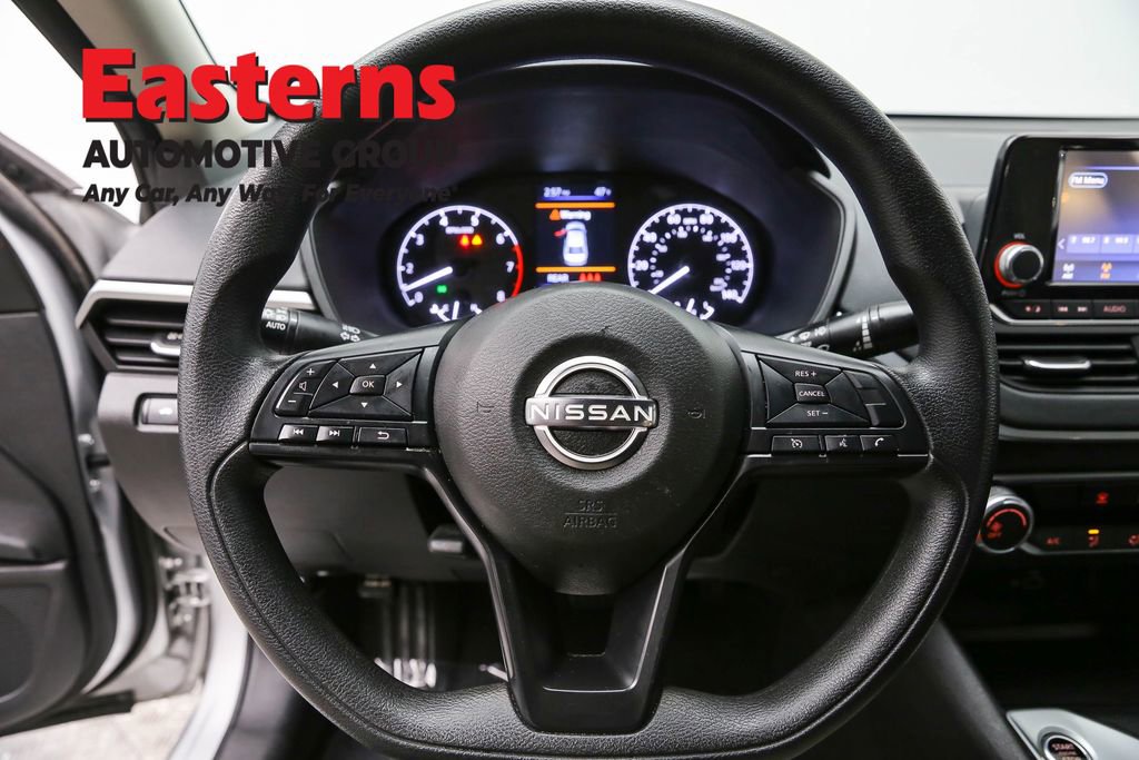 Used 2023 Nissan Altima 2.5 S image 10