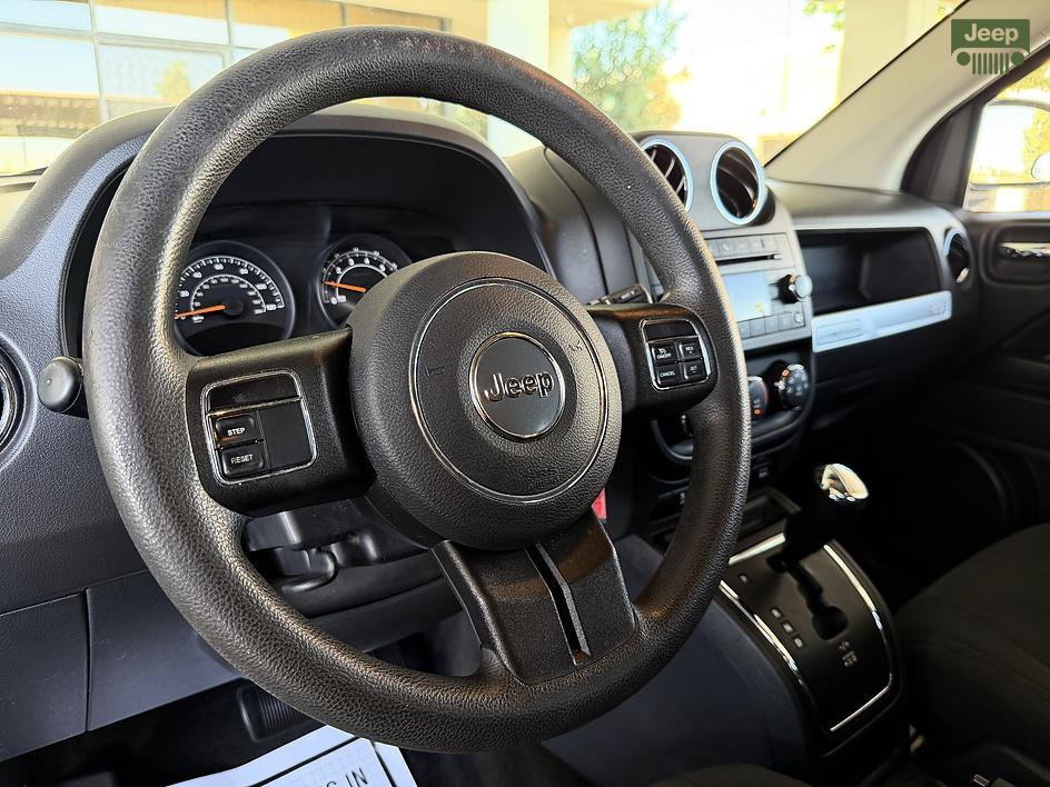 Used 2015 Jeep Compass Sport w/ Power Value Group FWD image 16
