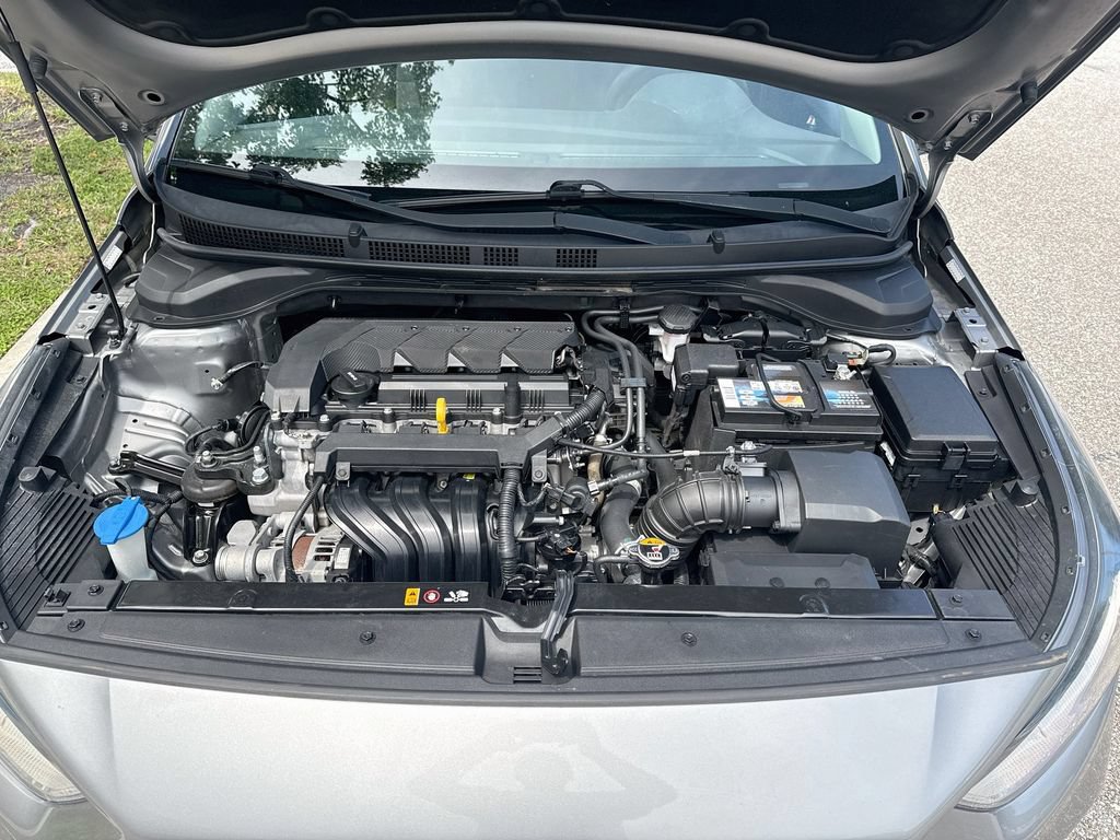 Used 2021 Hyundai Accent SE FWD image 29