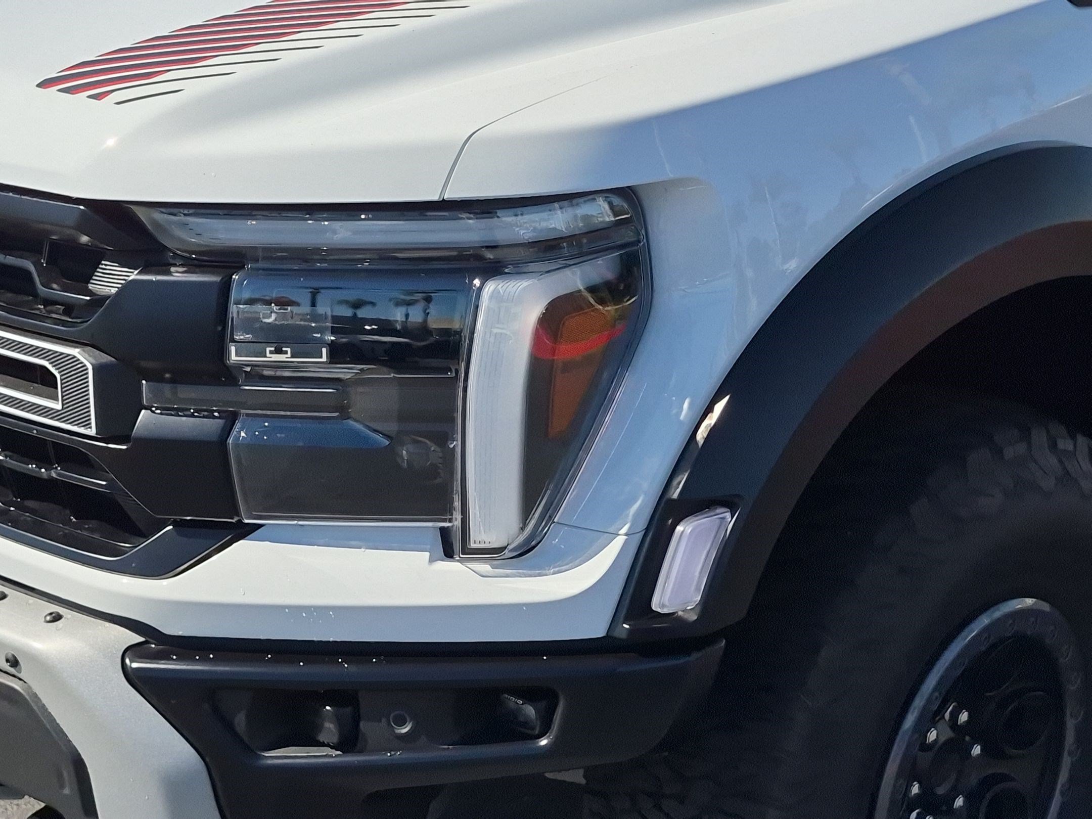 Used 2025 Ford F150 Raptor AWD/4WD image 6
