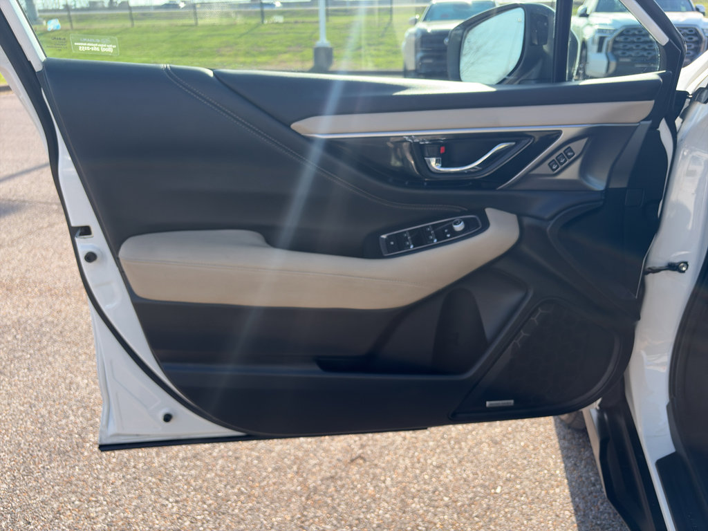 Used 2021 Subaru Outback Limited image 10