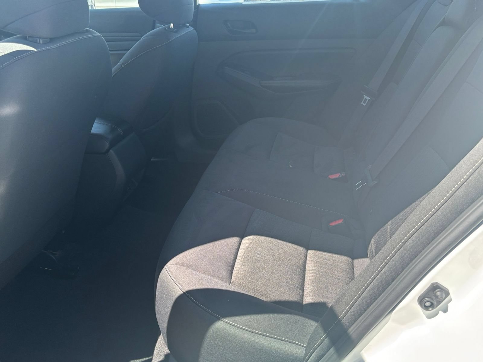 Used 2025 Nissan Altima 2.5 SV FWD image 23