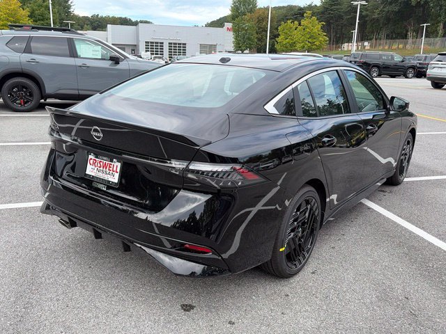 New 2027 Nissan Sentra SR w/ SR Premium Package FWD image 8