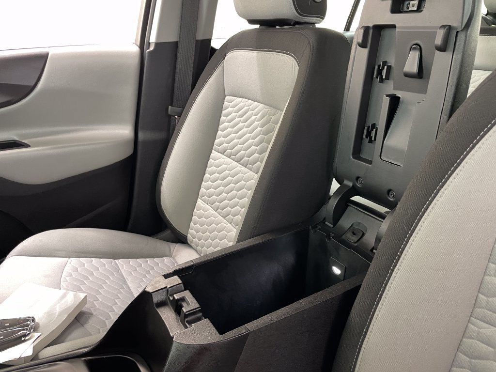 Certified 2018 Chevrolet Equinox LS AWD/4WD image 30