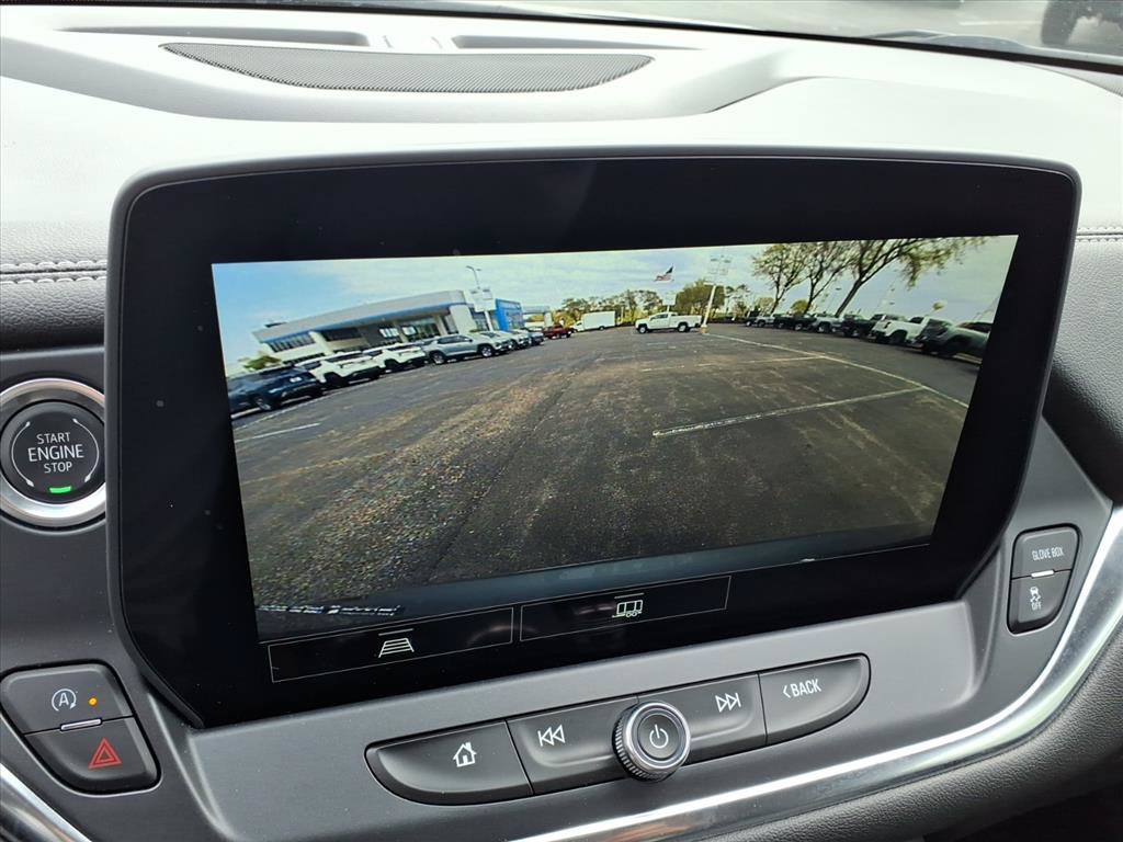 Used 2025 Chevrolet Blazer LT AWD/4WD image 10