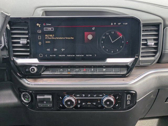 Used 2025 GMC Sierra 1500 SLT image 16