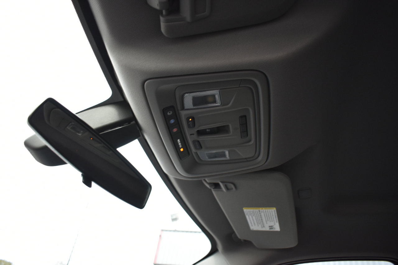 Used 2019 Chevrolet Silverado 1500 LT w/ Texas Edition image 43