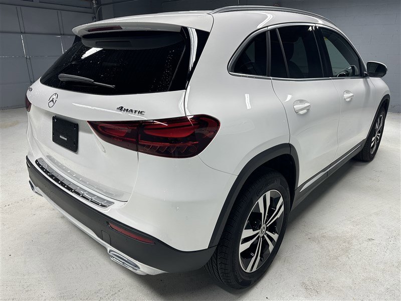 Used 2026 Mercedes-Benz GLA 250 4MATIC image 7